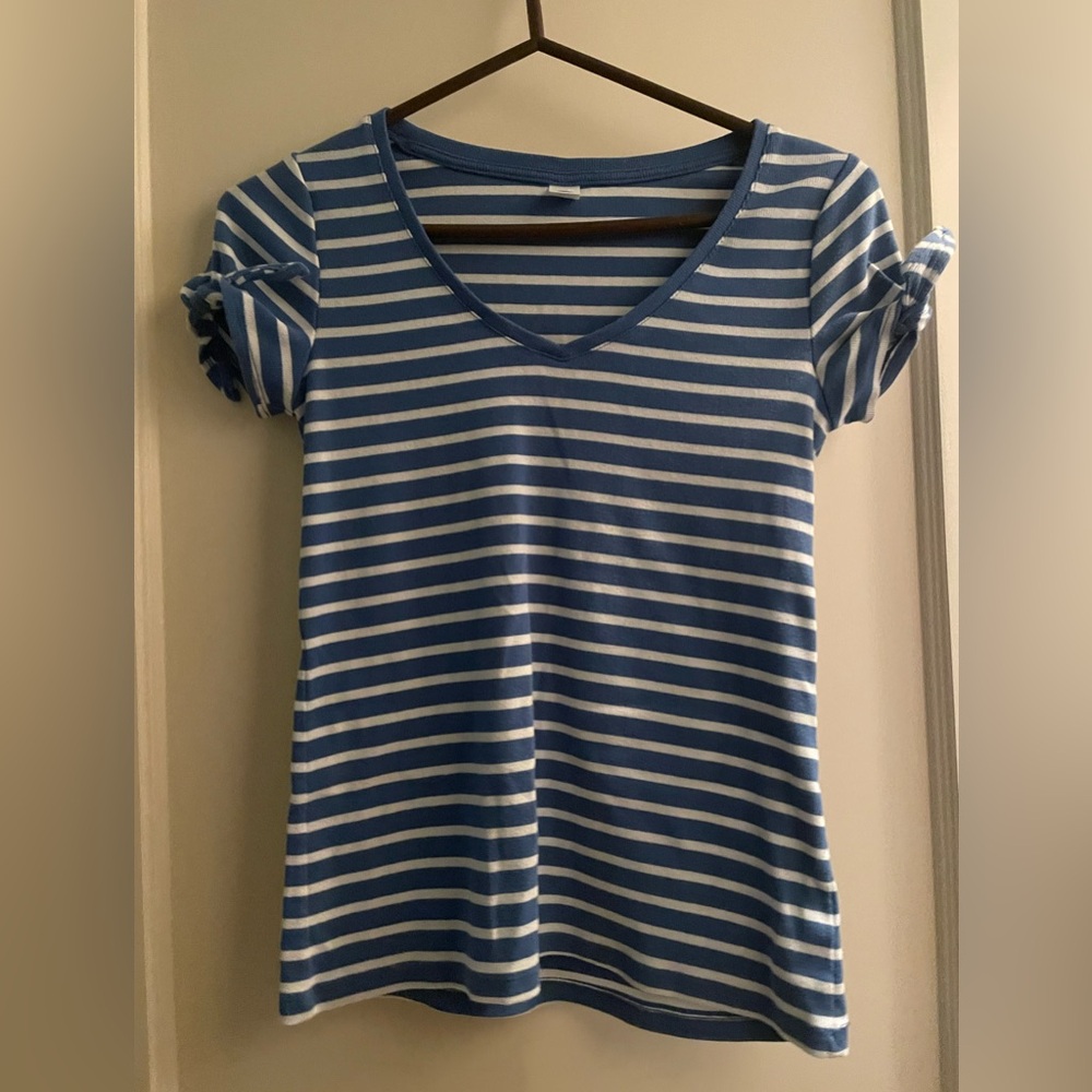 Old Navy blue and white striped short sleeve cotton top